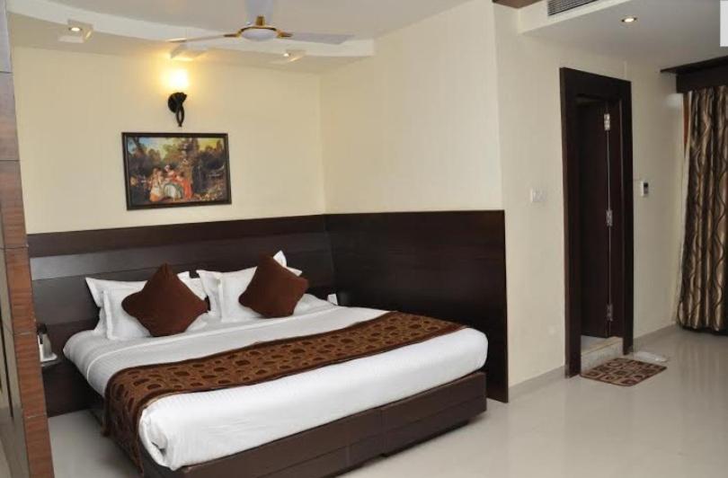 Bk Castles Hotel Jabalpur Exterior foto