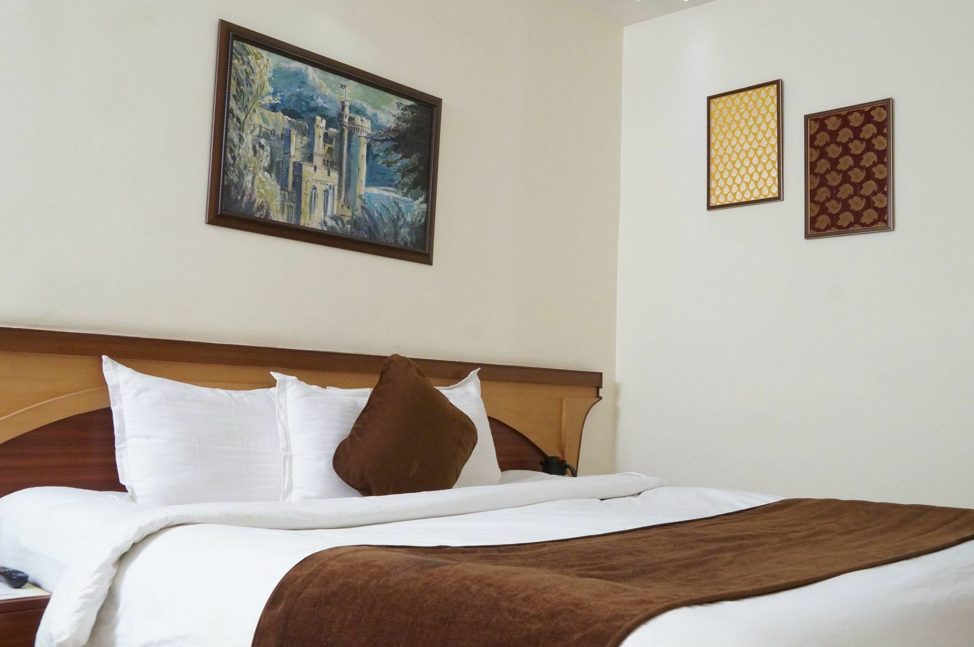 Bk Castles Hotel Jabalpur Exterior foto